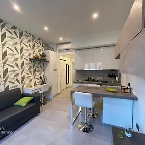 https://r391-modern-apartment.it-lombardy.com