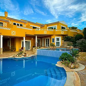 Montinho De Ouro 3*, Luz Portugal